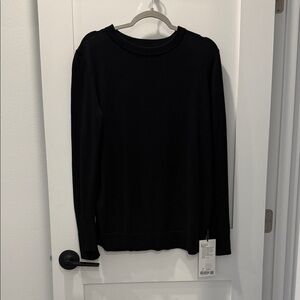 lululemon athletica Black Crewneck Sweater Open back